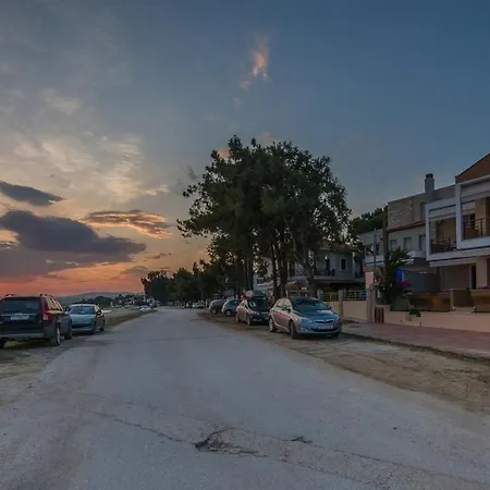Dafni Studio Chalkidiki - Seaside Garden Nest *