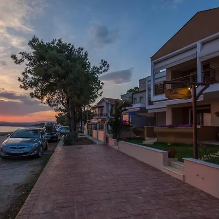 Apartment Dafni Studio Chalkidiki - Seaside Garden Nest *